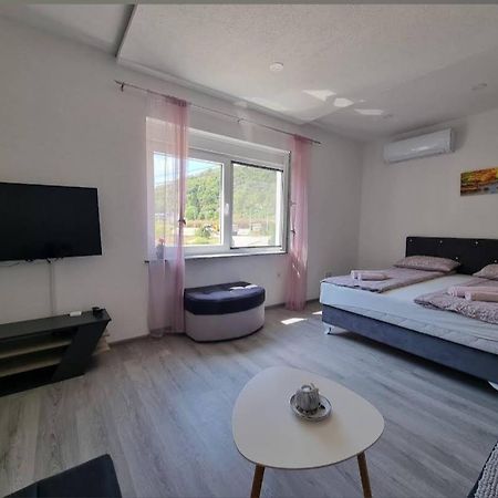 Apartman Edwin יאיצי מראה חיצוני תמונה