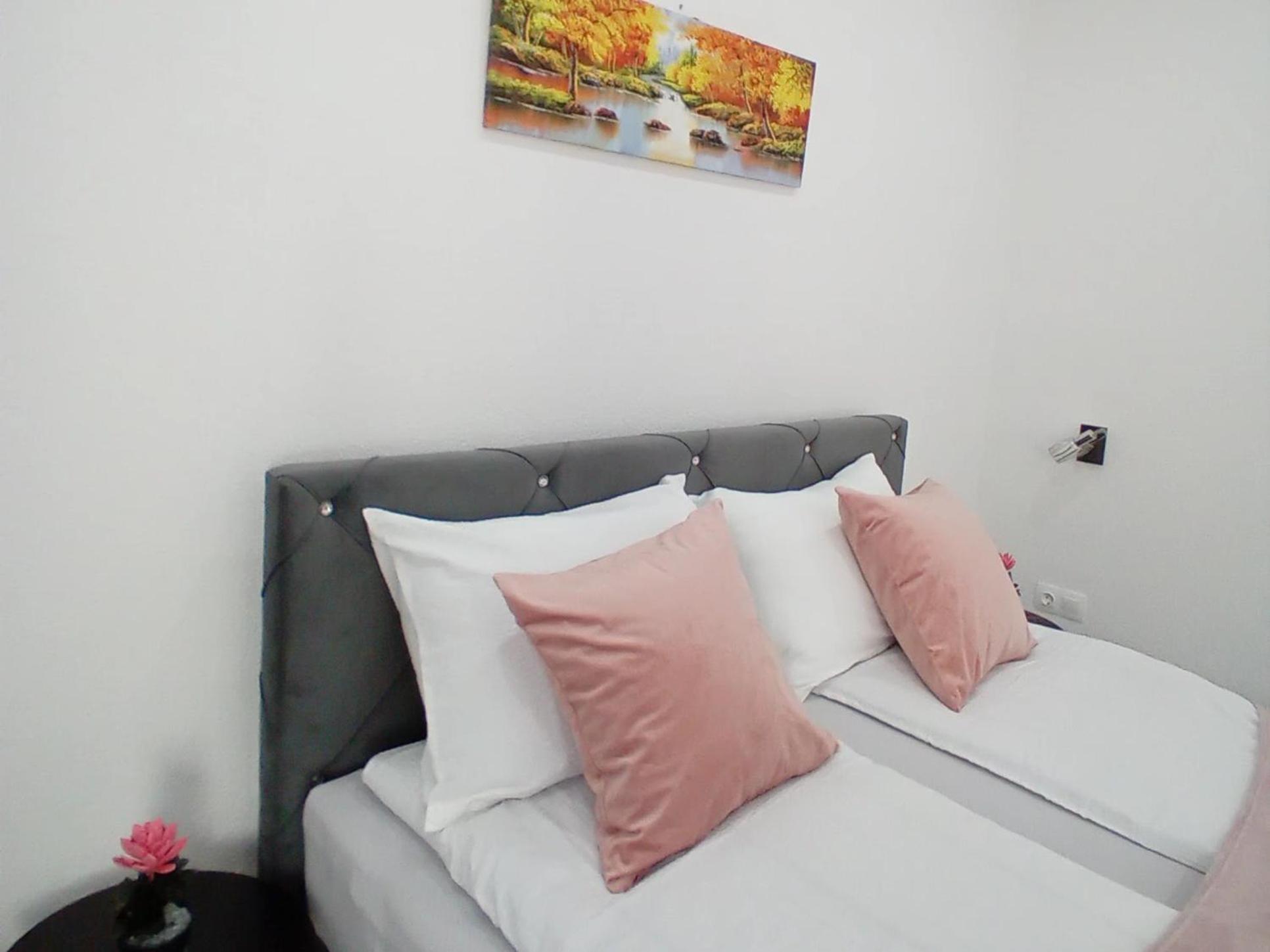 Apartman Edwin יאיצי מראה חיצוני תמונה