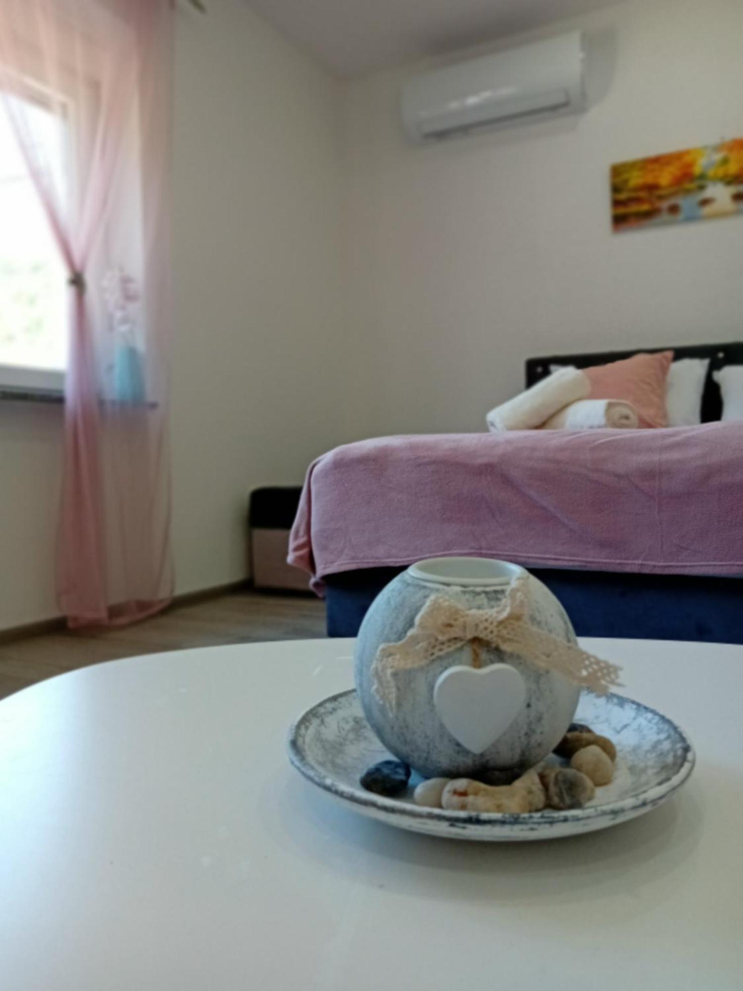 Apartman Edwin יאיצי מראה חיצוני תמונה
