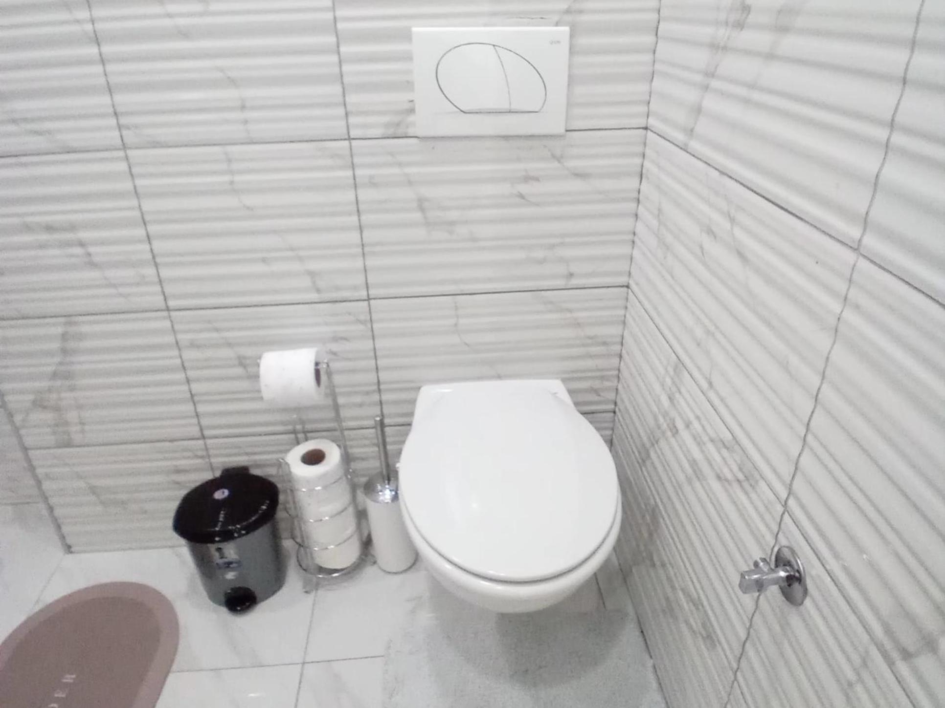 Apartman Edwin יאיצי מראה חיצוני תמונה