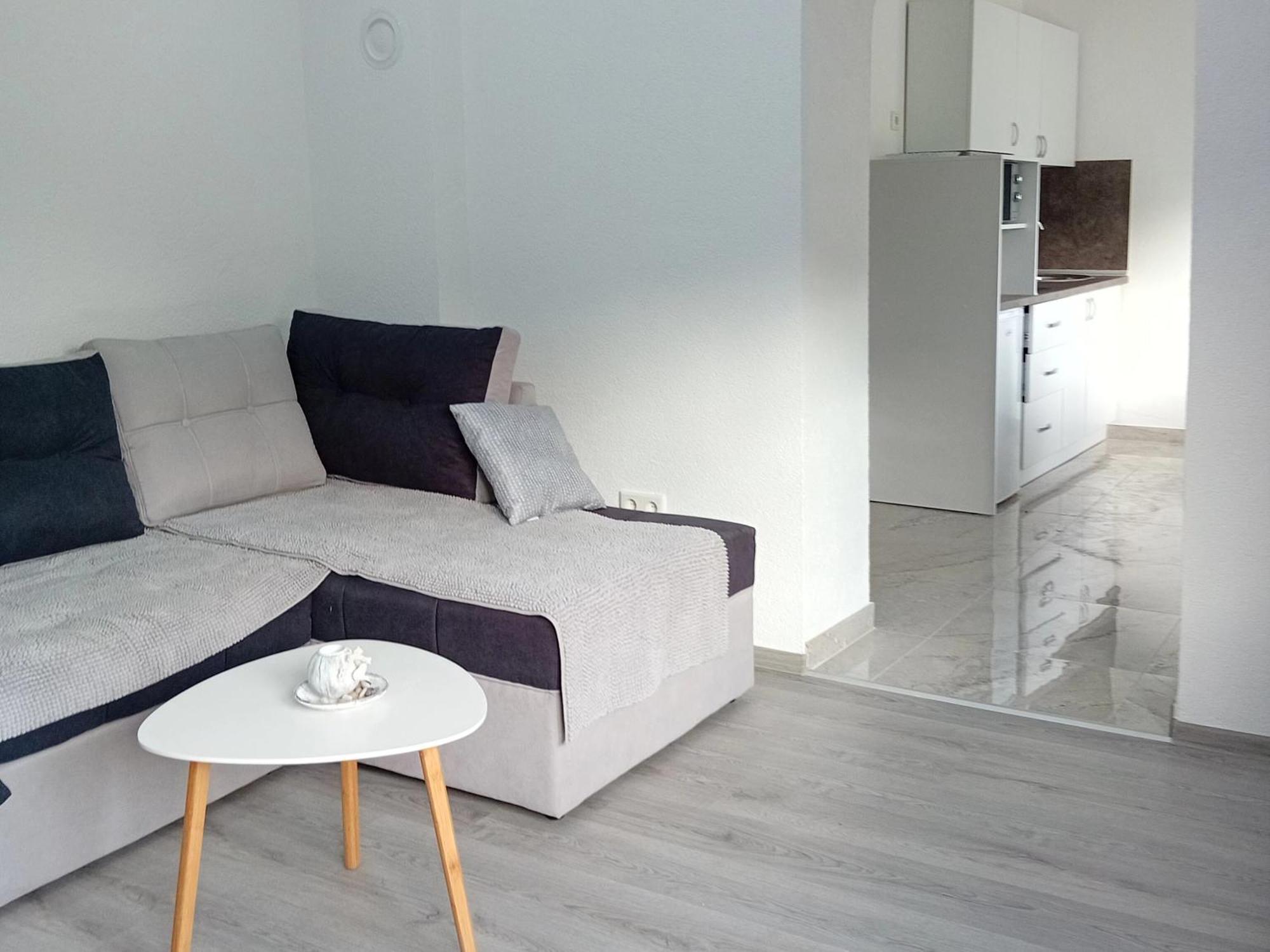 Apartman Edwin יאיצי מראה חיצוני תמונה