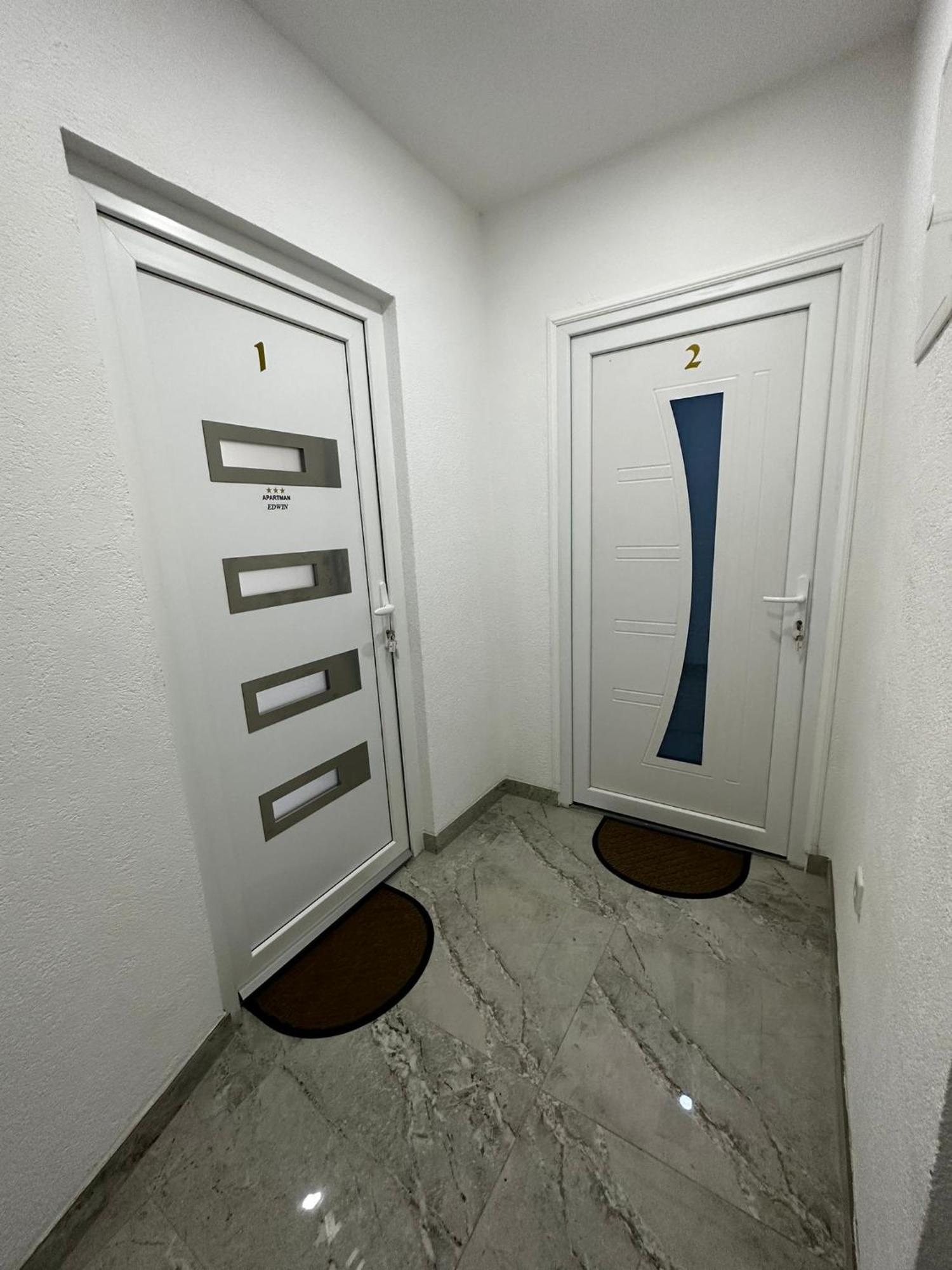 Apartman Edwin יאיצי מראה חיצוני תמונה