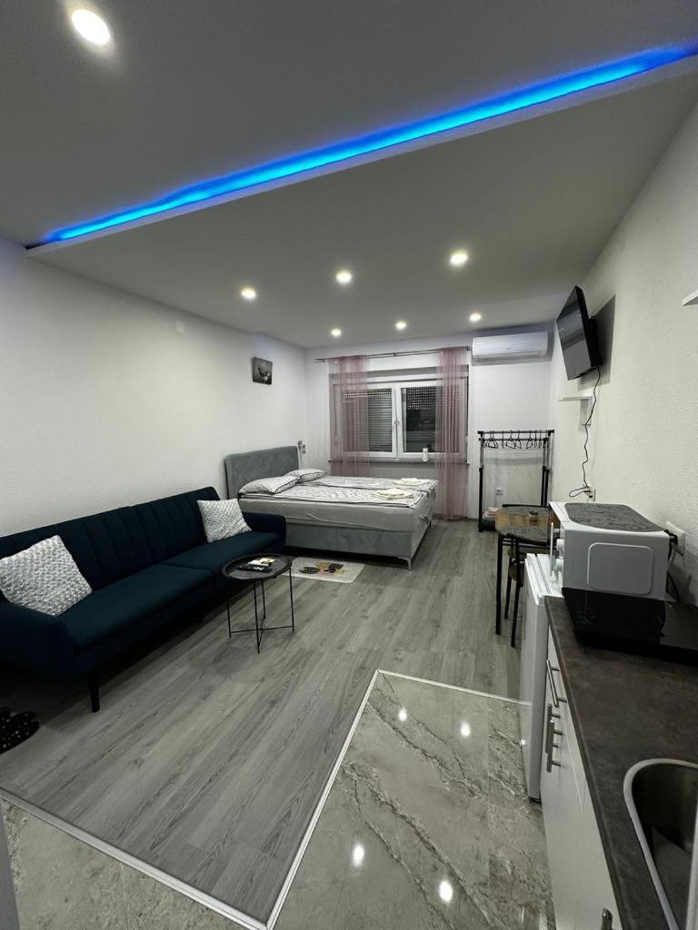 Apartman Edwin יאיצי מראה חיצוני תמונה