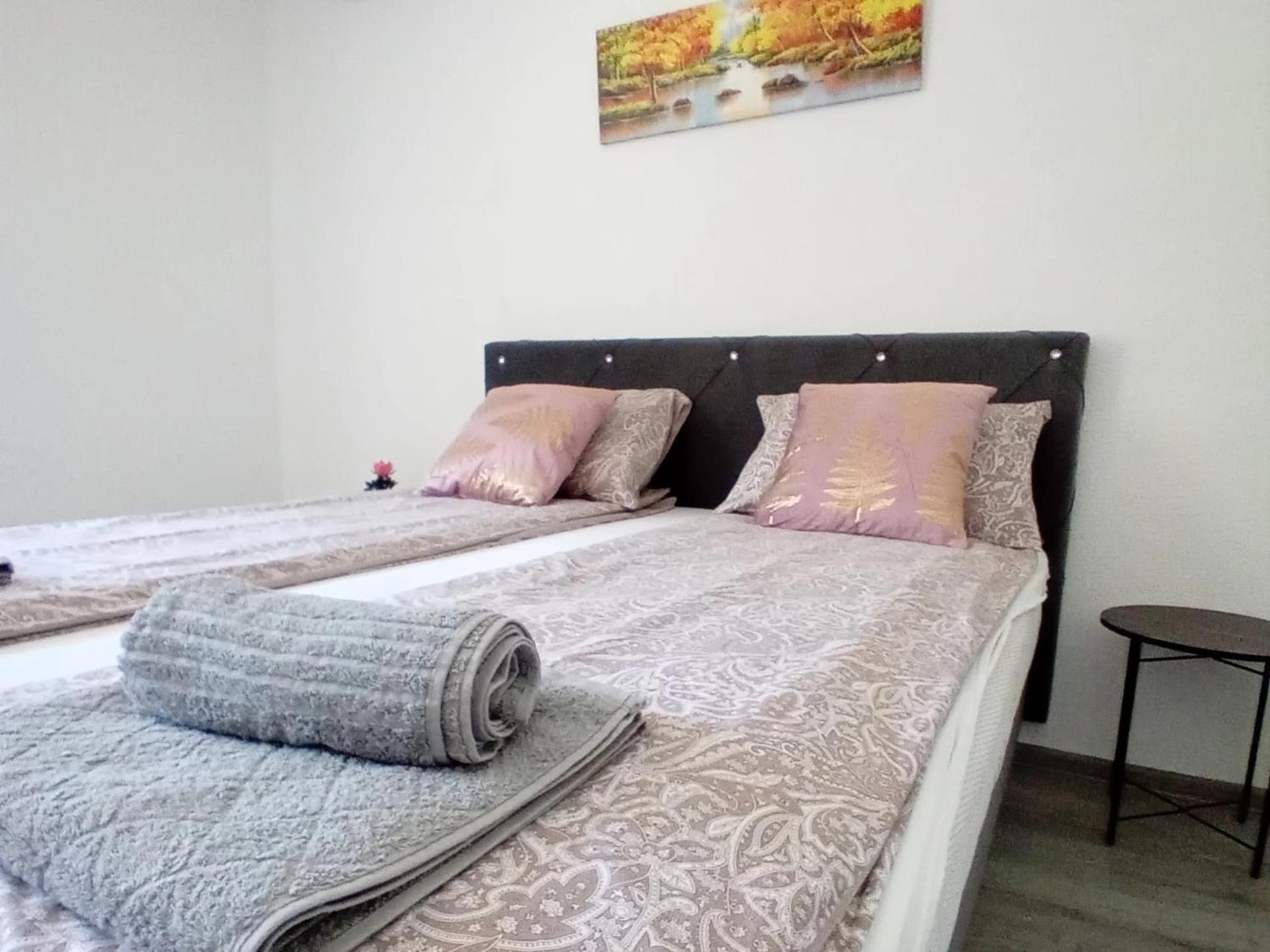 Apartman Edwin יאיצי מראה חיצוני תמונה